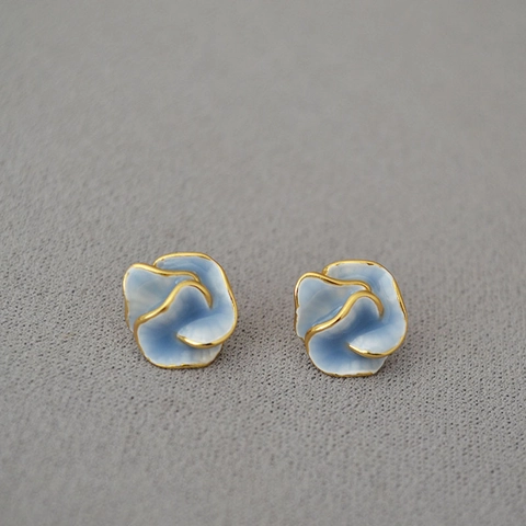 French Retro Camellia Stud Earrings Brass Enamel 925 Sterling Silver Post Blue White Flower Elegant Fashion Jewelry Gift
