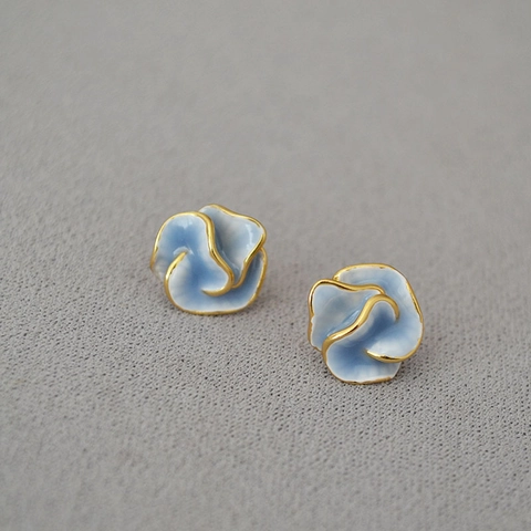 French Retro Camellia Stud Earrings Brass Enamel 925 Sterling Silver Post Blue White Flower Elegant Fashion Jewelry Gift