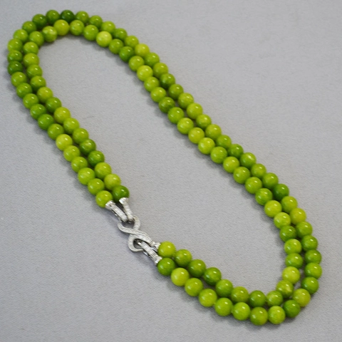 Collana a Doppio Strato in Pietra Naturale Verde Oliva retrò per Donna Elegante Chiusura a Infinito in Rame Intarsiata Con Zirconia Gioielli Fatti a Mano