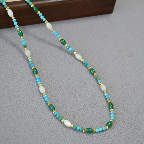 Collar de Cuentas Elegante Estilo Francés Mujer Turquesa Azul Cuentas de Concha Blancas Hecho a Mano Cobre Dorado Joyas