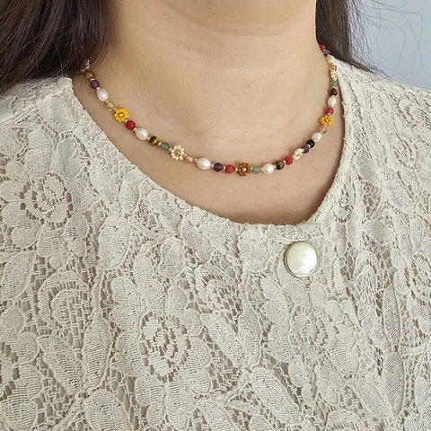 Collana e Bracciale in Perle d'Acqua Dolce e Pietra Naturale Fatti a Mano Margherita Vintage Boho Gioielli Donna