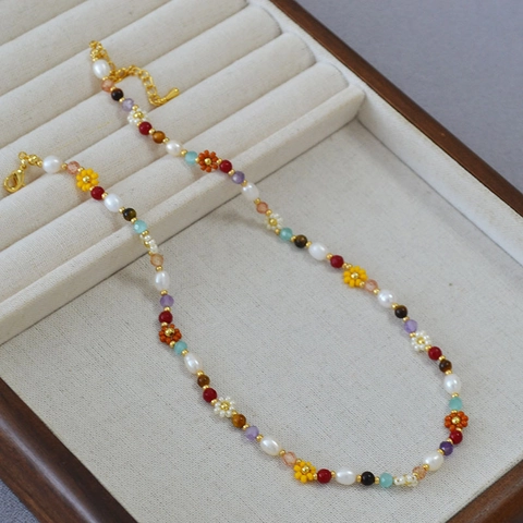 Collana e Bracciale in Perle d'Acqua Dolce e Pietra Naturale Fatti a Mano Margherita Vintage Boho Gioielli Donna
