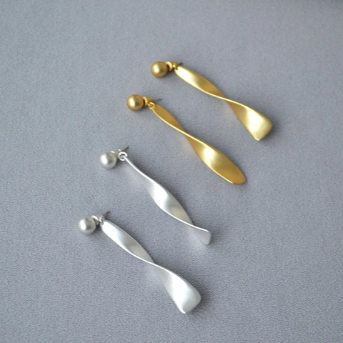 Pendientes de Espiral Largos de Latón Mate Con Poste de Plata de Ley 925 Joyas Geométricas Minimalistas Para Mujer