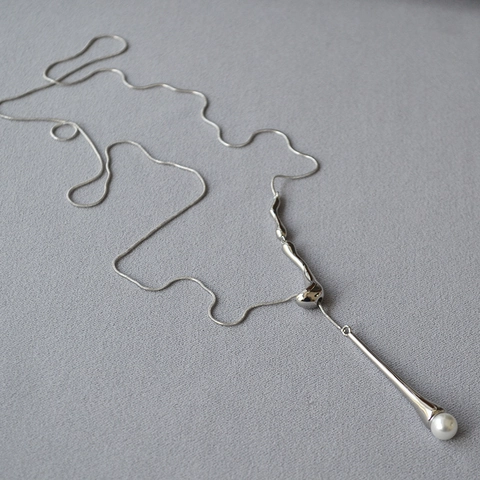 Collana Lunga in Rame con Perla Artificiale Metallo Liquido Ciondolo Goccia d'Acqua Catena Serpente Elegante Gioielli