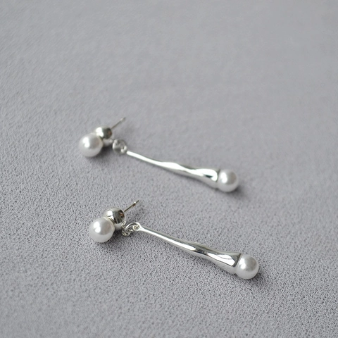 Eleganti Orecchini Lunghi a Goccia in Ottone Placcato Argento Con Perno in Argento Sterling 925 Perla Artificiale Agata Nera
