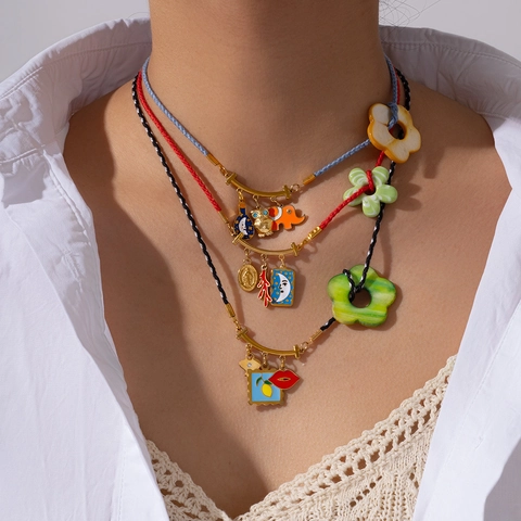 Divertente Collana con Pendente in Acciaio Inossidabile a Corda Intrecciata con Ciondoli Elefante Luna Fiore in Smalto Gioielli Bohemian per Donna