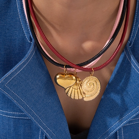 Marine Style Stainless Steel Pendant Necklace PU Leather Cord Heart Conch Shell Pendants Fashion Jewelry For Women Vacation Wear