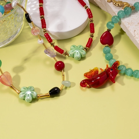 Collana con Perline in Acciaio Inossidabile Bohemian per Donna Ciondolo Multicolore a Forma di Ippocampo Stella Marina Fiore Gioielli da Spiaggia