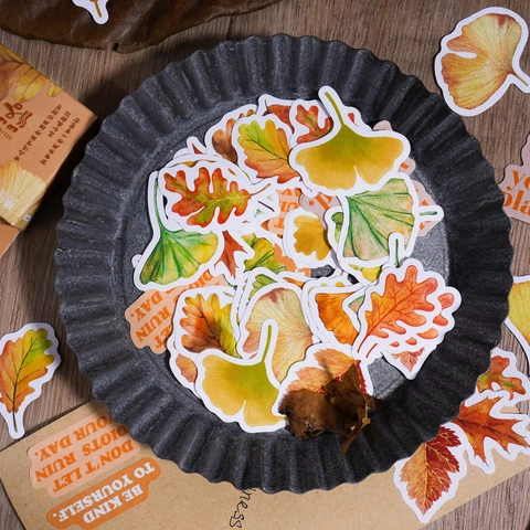 Nordic Vintage Autumn Fallen Leaves Decorative Stickers For Scrapbooking DIY Journaling Botanical Stationery Labels