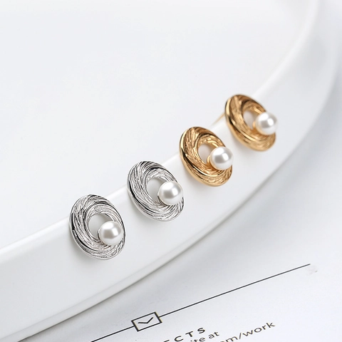 Orecchini a Bottone in Argento Sterling 925 e Perle Artificiali per Donna Minimalisti Struttura a Spirale Gioielli Coreani