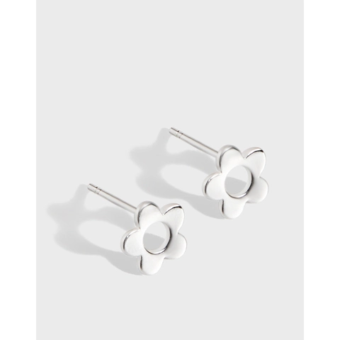 Minimalist 925 Sterling Silver Small Flower Stud Earrings For Women Sweet Dainty Hollow Floral Ear Jewelry Daily Accessory