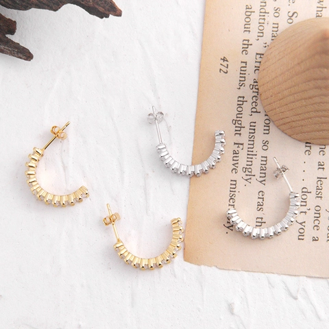 Pendientes de Botón Minimalistas de Plata de Ley 925 con Circonia para Mujer Forma de C Geométrica Joyería Chapada en Oro