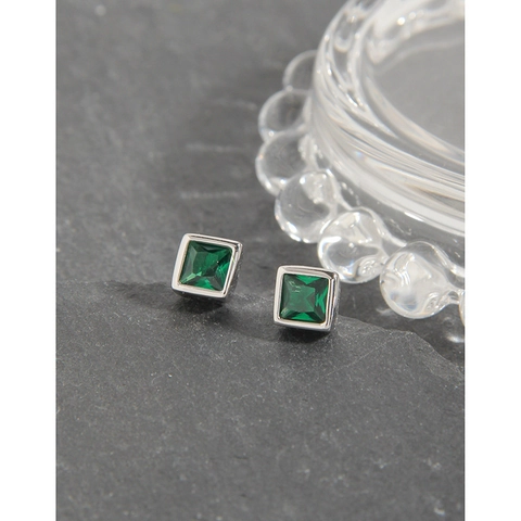 Boucles d'Oreilles Clous Carrées en Argent Sterling 925 Minimaliste Strass Vert Géométrique Bijoux pour Femmes Accessoire Plaqué Platine