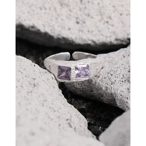 Anello Regolabile Aperto in Argento Sterling S925 per Donna Texture Martellata Irregolare Zirconia Viola Micro-Intarsiato Anello di Moda