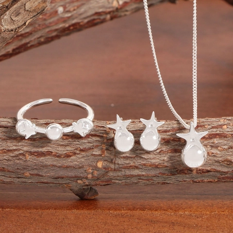 Orecchini a Bottone in Argento Sterling 925 a Forma di Stella e Sfera Design di Nicchia Minimalista Orecchini a Sfera in Argento da Donna
