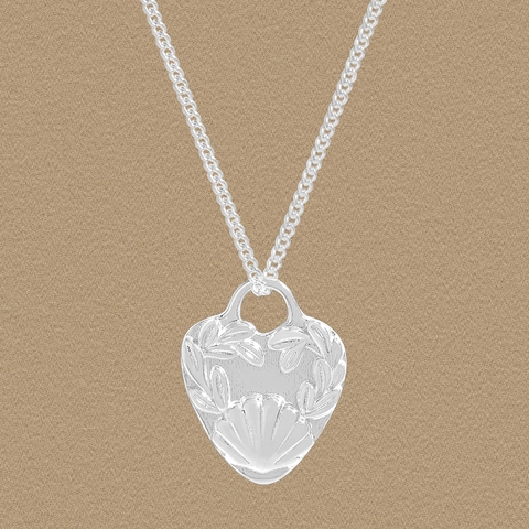 Collar con Colgante de Corazón de Plata de Ley 925 Vintage para Mujer Patrón de Hoja de Concha en Relieve Diseño de Nicho