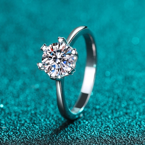 Anillo Clásico de Plata de Ley S925 con Moissanita Seis Garras Corazón Corona Anillo de Compromiso Boda Mujer Joyería