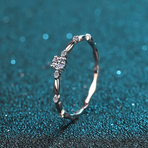 925 Sterlingsilber Moissanit Ring Für Damen 0.1ct Rundschliff Vier-Zinken Welle Olivenzweig Fingerring Hochzeit Party Schmuck