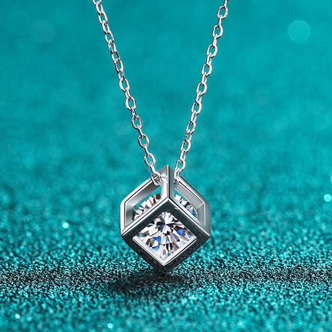 S925 Sterling Silver Moissanite Pendant Necklace For Women Simple Hollow Square Cube Geometric Moissanite Jewelry Necklaces Gift