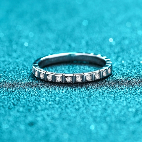 Bague Éternité en Argent Sterling 925 avec Moissanite Pour Femmes Demi-Cercle Pavé Bijoux Mariage Anniversaire