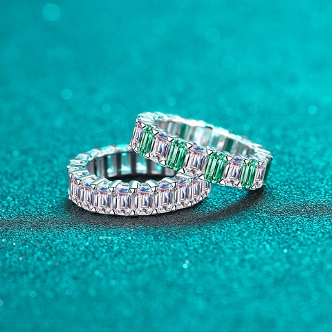 Lujoso Anillo de Eternidad de Plata de Ley S925 Corte Esmeralda Moissanita Banda Alterna de Circonia Verde Blanco Joyería de Boda Mujer