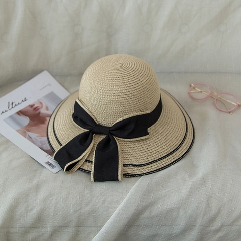 Women's Wide Brim Straw Hat Elegant Large Bow Ribbon Summer Beach Sun Hat Foldable Woven Papyrus Sun Protection Travel Vacation Cap