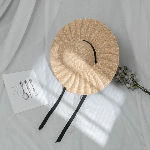Women's Wheat Straw Sun Hat With Wide Wavy Brim Elegant Black Ribbon Bow Sun Protection Breathable Beach Vacation Hat