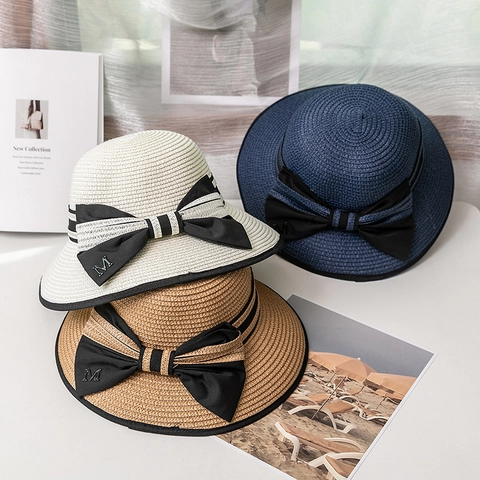 Women Elegant Papyrus Straw Hat Summer Sun Protection Beach Hat With Large Bowknot Letter Decor Breathable Ribbon Sun Hat