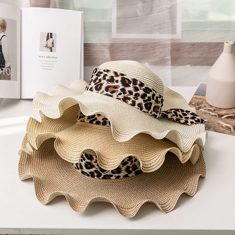 Women Summer Straw Hat With Leopard Ribbon Wavy Wide Brim Sun Hat Foldable Beach Vacation Straw Weaving Paper Hat For Ladies