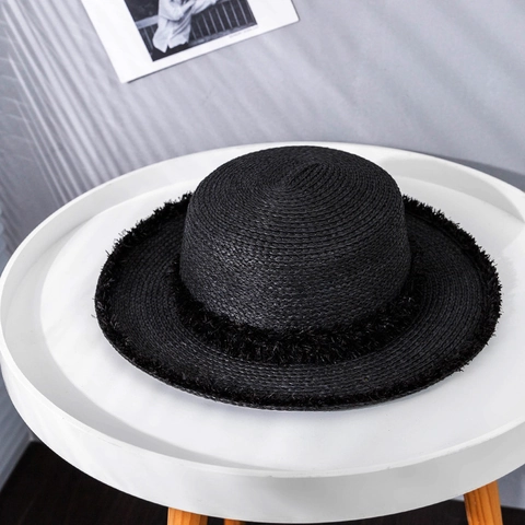 Vintage Black Frayed Edge Boater Straw Hat For Women Flat Top Breathable Sun Protection Beach Vacation Wide Brim Summer Hat