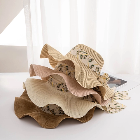 Women's Wide Brim Straw Hat Summer Outdoor Sun Protection Beach Hat With Chiffon Bow Ribbon Floral Wave Edge Sunshade Hat