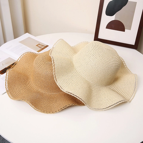 Women Wavy Wide Brim Paper Straw Sun Hat Elegant Lace Trim Summer Beach Vacation Breathable Paper Straw Foldable Cap For Lady