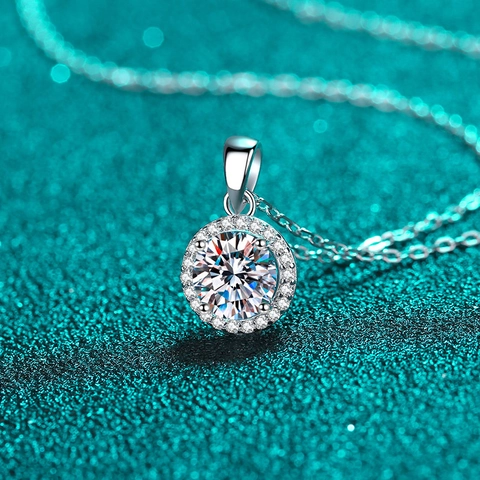 925 Sterlingsilber Moissanit Halskette Für Damen Halo Rund Zirkonia Anhänger Schlüsselbeinkette Eleganter Pendlerschmuck Geschenk