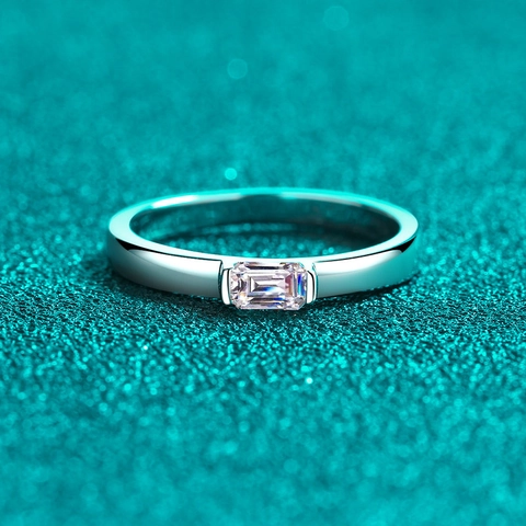 925 Sterling Silver Moissanite Ring Emerald Cut Rectangle Geometric Polished Electroplated Jewelry Ring For Women Fashion Accessory