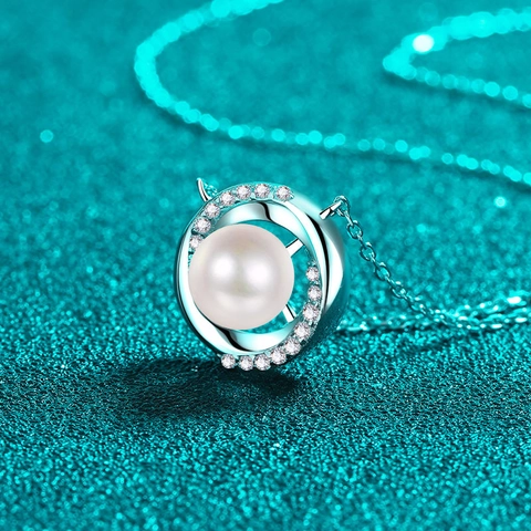 Collier en Argent Sterling 925 Moissanite et Perle d'Eau Douce pour Femme Pendentif en Forme de U Chaîne Forçat Bijoux 0.18ct