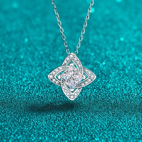 925 Sterling Zilver Moissaniet Hanger Ketting Voor Vrouwen Koningsblauw Vierkant Prinses Slijpvorm Zirconia Klavertje Vier Sieraden