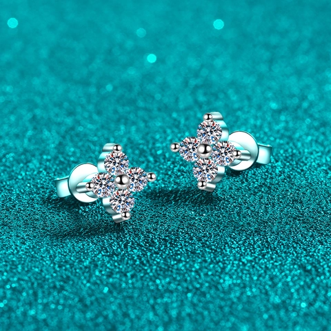 Pendientes de Botón de Plata de Ley 925 Moissanita para Mujer Diseño de Flor Estrella Trébol Pendientes de Moissanita de 0.8ct
