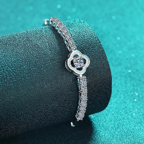 Pulsera de Trébol de Cuatro Hojas de Plata de Ley 925 Moissanita para Mujer Diseño Hueco Ajustable Pulsera de Joyería de Moda