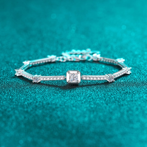 Vintage 925 Sterling Silver Moissanite Bracelet For Women Princess Square Cut Moissanite Inlaid Elegant Luxury Fine Jewelry