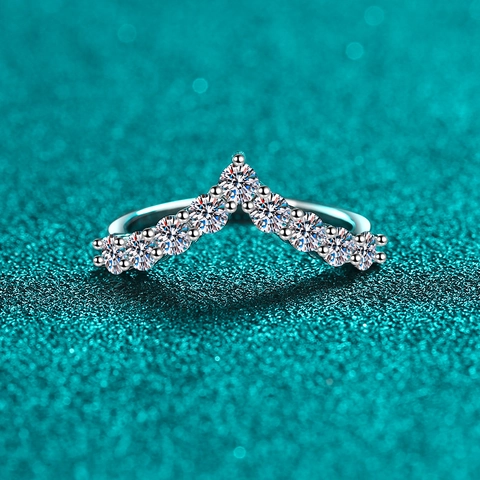 Bague en Argent Sterling S925 Forme V pour Femme Moissanite 0.9ct Pavé Mariage Fiançailles Bijoux Minimalistes Élégants