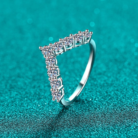 Bague en Argent Sterling S925 Forme V pour Femme Moissanite 0.9ct Pavé Mariage Fiançailles Bijoux Minimalistes Élégants
