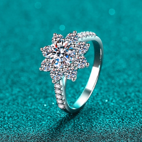 Luxury 925 Sterling Silver Sunflower Moissanite Zirconia Halo Ring For Women Elegant Electroplated Flower Inlaid Rhinestone Jewelry Valentine Gift