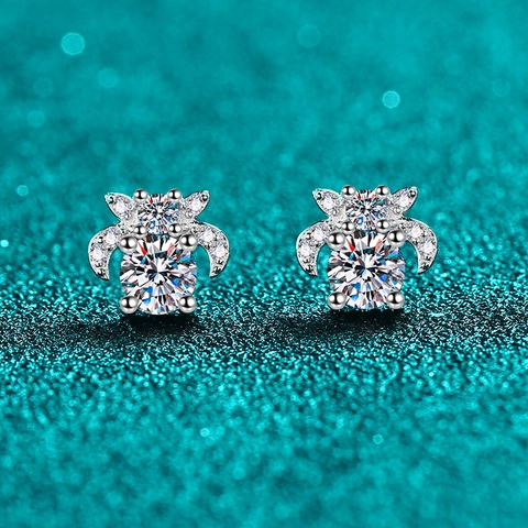 Orecchini a Bottone in Argento Sterling 925 Con Moissanite e Zirconia Forma di Farfalla Insetto Gioielli Eleganti Regalo Per Donna