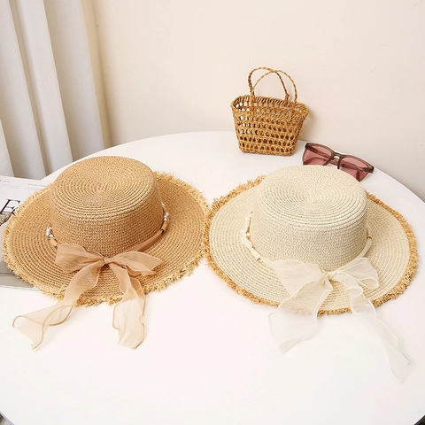 Eleganter Flacher Kopf Papiastrohhut Für Damen Mit Künstlicher Perle Schleife Band Breite Krempe Fransen Sommer Sonnenschutzhut