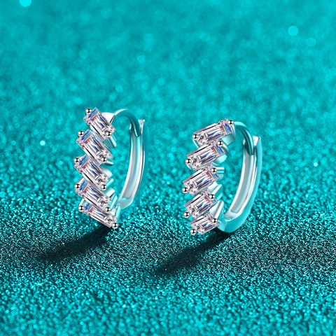 Luxury S925 Sterling Silver Moissanite Hoop Earrings For Women Baguette Cut Moissanite Dainty Ear Buckle Fashion Jewelry Gift