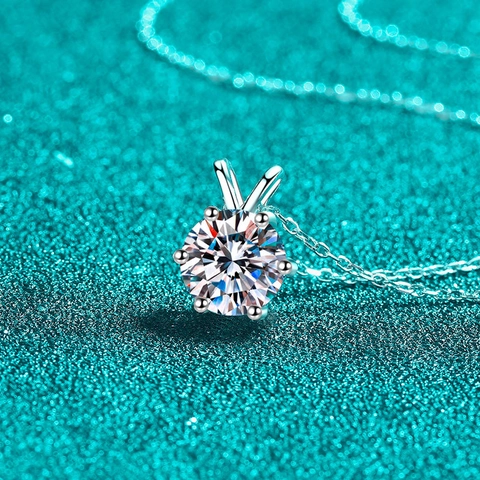 Collar de Colgante de Plata de Ley 925 Moissanita Circonia Seis Garras Corte Redondo Orejas de Conejo Joyería para Mujer