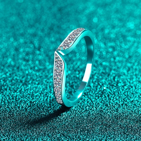 S925 Sterling Silver Moissanite Ring For Women 0.33ct Pave Setting V-shape Chevron Ring Elegant Jewelry Wedding Gift