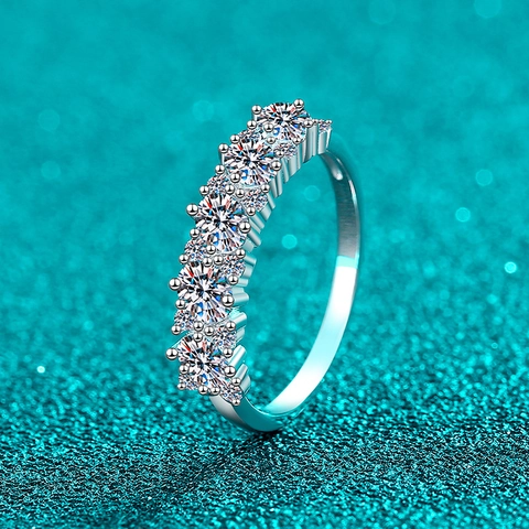 Anello Eternity in Argento Sterling 925 Moissanite per Donna Ovale con Diamanti Incastonati Gioielli Eleganti Regalo di Compleanno