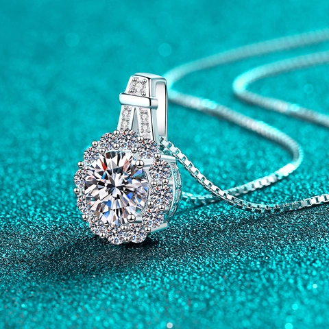 925 Sterling Silver Moissanite Zirconia Sunflower Halo Pendant Necklace For Women Luxury Round Stone Box Chain Jewelry Gift