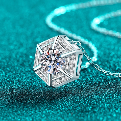 925 Sterling Silver Hexagon Pendant Necklace For Women Round Moissanite Zirconia Snowflake Geometric Elegant Fine Jewelry Birthday Gift